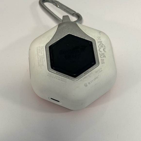 Bushnell - Wingman Mini 4" Golf GPS Bluetooth
Speaker - Orange/White - Picture 7 of 8